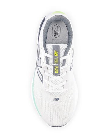 New Balance 520 Trainers