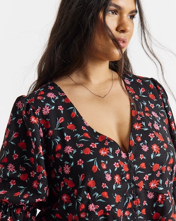 Shirred Sleeve Tea Blouse