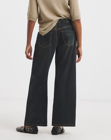 Simply Be Vintage Wash Pleat Detail Wide Leg Jeans