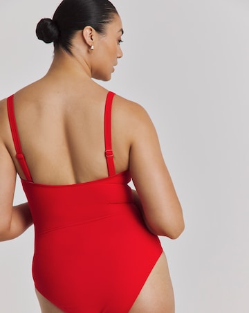 MAGISCULPT Medium Control Contour Me Scalloped Edge Bandeau Swimsuit