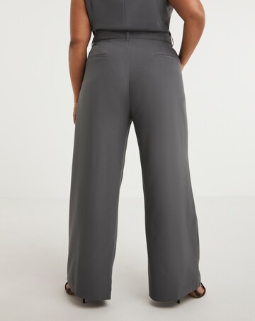 Wide Leg Tailored Trousers