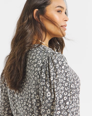 Mono Ditsy Print Tiered Midi Dress