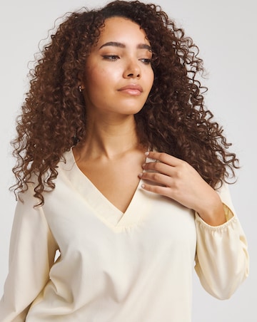 Buttermilk V Neck Long Sleeve Boxy Blouse