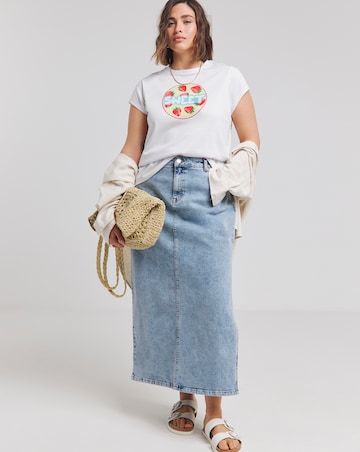 White Baby T-Shirt with Sweet Graphic