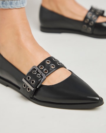 Oslo Hardware Mary Jane Pointy Toe Flat Shoes Wide E Fit