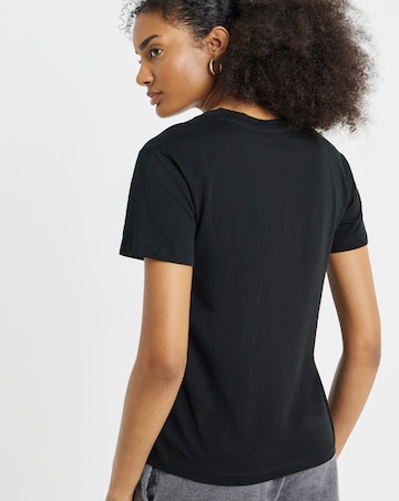 Black & White 2 Pack V Neck T-Shirts