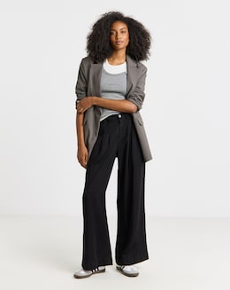 Black Lyocell Pleat Detail Wide Leg Jeans