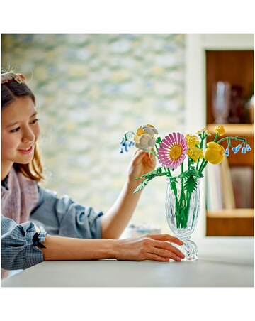 LEGO Botanicals Petite Sunny Bouquet