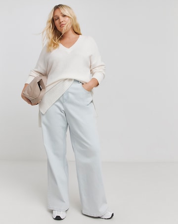 Ivory Slouchy V Neck Longline Jumper