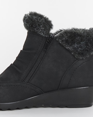 Cushion Walk Zip Fur Ankle Boot EEE Fit