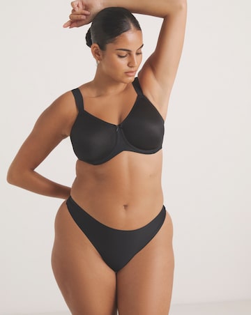 Triumph Essential Minimiser Wired Bra Black