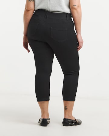 Black Pull On Skinny Crop Jegging