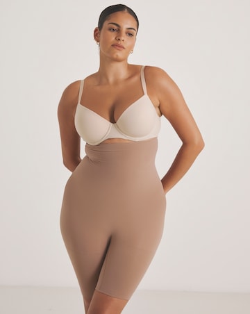 Spanx Everyday Seamless Medium Control High Waist Shorts