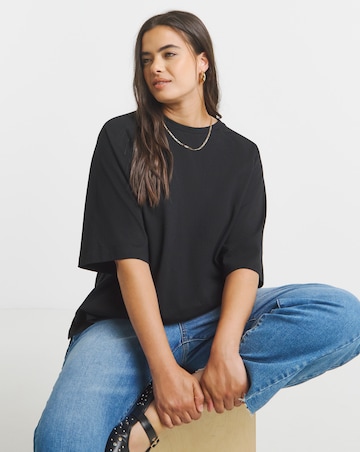 Black Raglan Slouchy Pure Neck T-Shirt