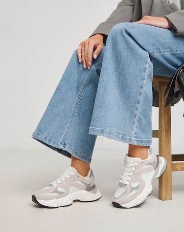 Dion Chunky Trainer Standard D Fit