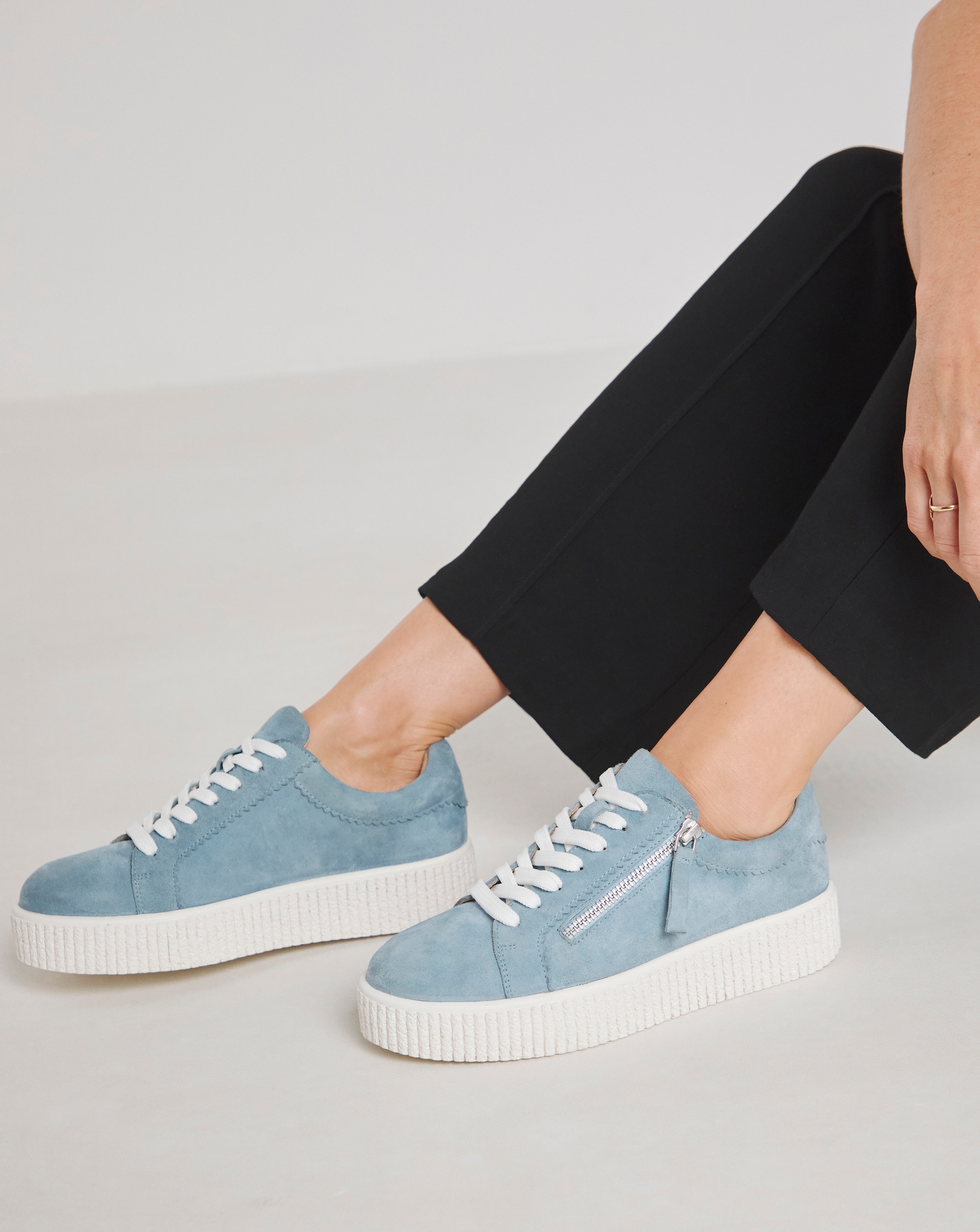 Quincy Side Zip Leather Trainer - Wide Fit (E)