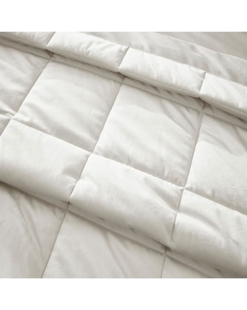 Catherine Lansfield Kingsley Matte Velvet Bedspread