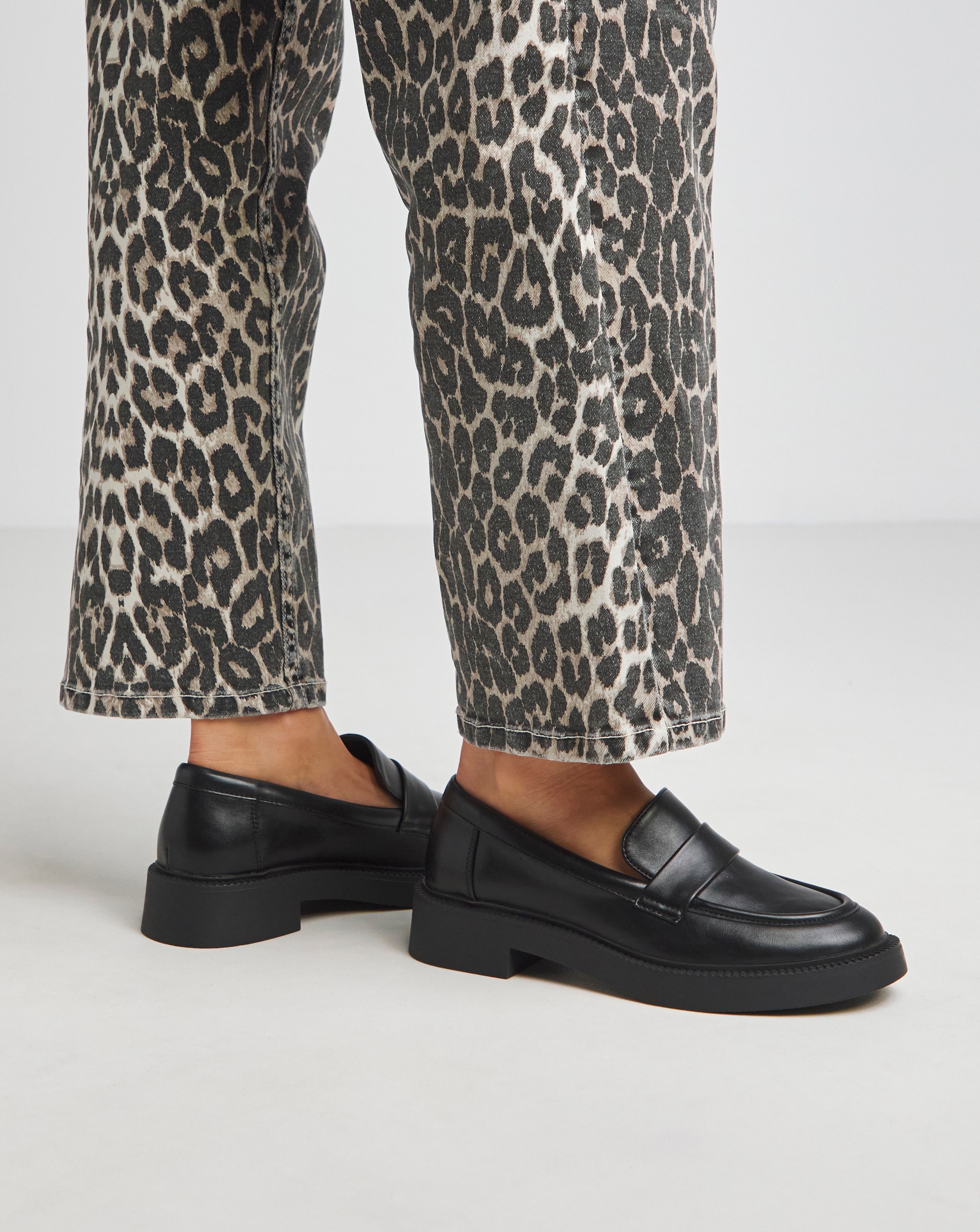 Vienna Simple Chunky Loafers - Extra Wide Fit (EEE) | Simply Be
