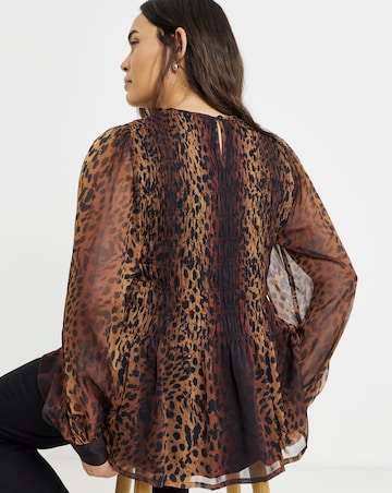 Puff Sleeve Shirred Top