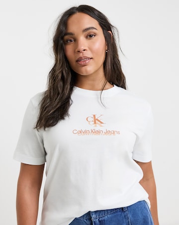 Calvin Klein Jeans Plus Shadow Graphic Regular Tee