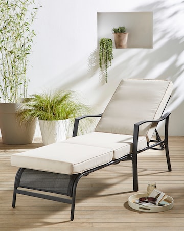 Como Sun Lounger