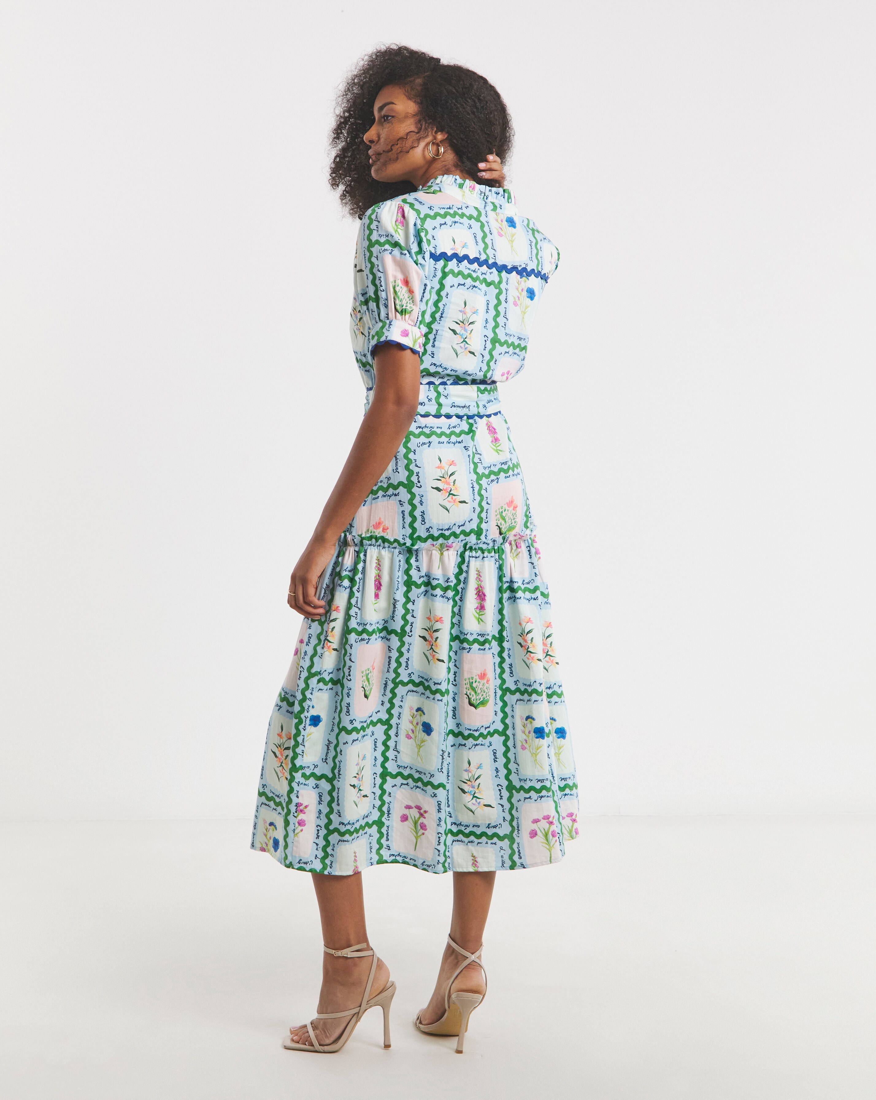Hope & Ivy Lilith Postcard Print Maxi Dress | Simply Be