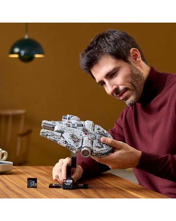 LEGO Star Wars Millennium Falcon Set 75375