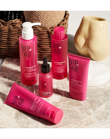 NIP+FAB Salicylic Fix Scrub - 75ml