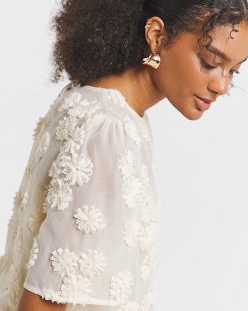 Joanna Hope Floral Textured Blouse