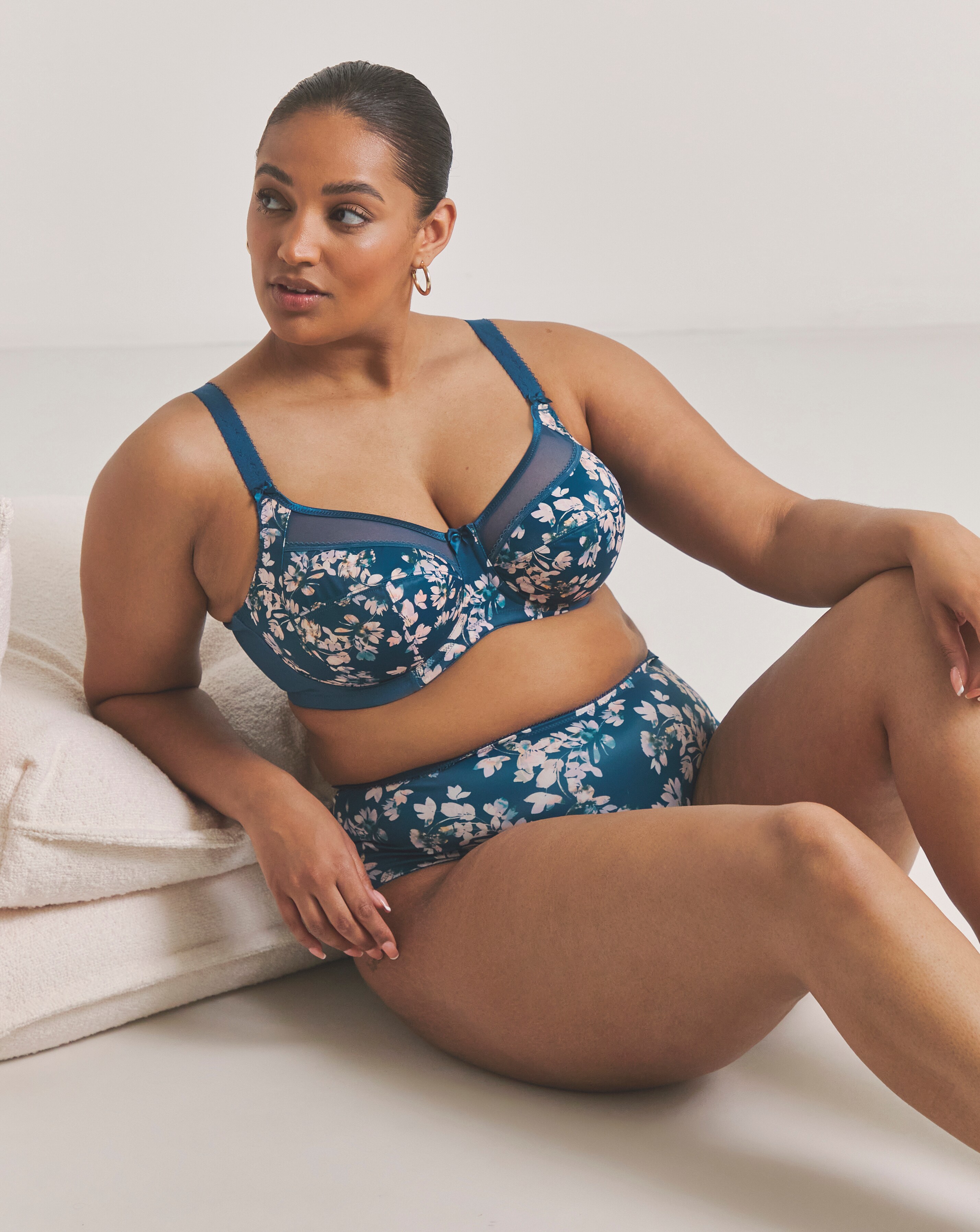 Goddess Kayla Full Cup Wired Bra Teal Blossom
