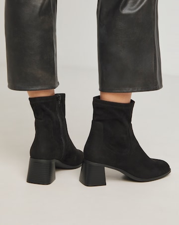 Whitney Classic Block Heel Stretch Ankle Boots - Extra Wide Fit (EEE)