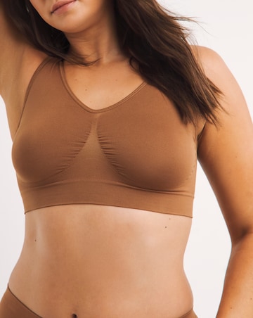 Smoothing Seamless Comfort Top Fits Up To D - Nude 3