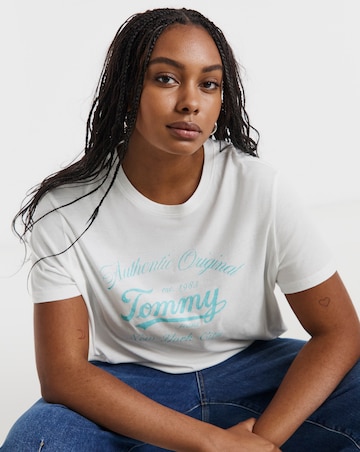 Tommy Jeans Essential Crew T-Shirt
