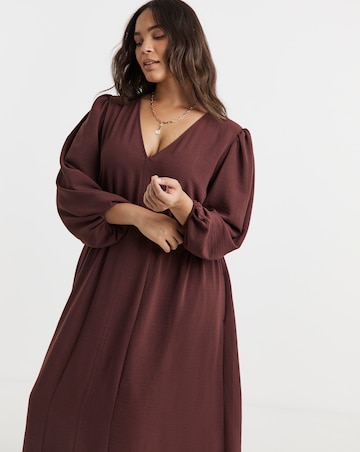 Burgundy Cinched Waist Midi Dress With Pockets