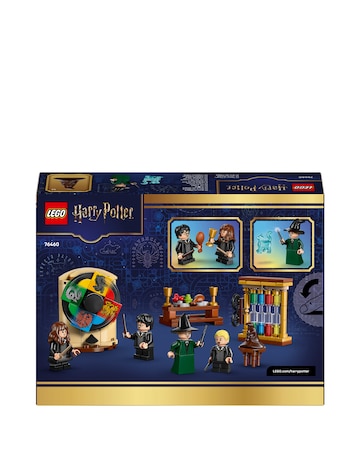LEGO Harry Potter Hogwarts Castle: Sorting Hat Ceremony 76460