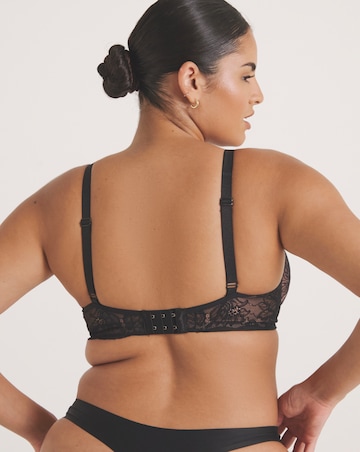 Triumph Amourette Charm Minimiser Wired Bra Black