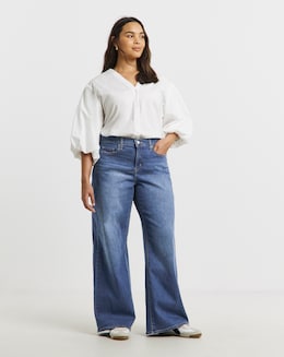 Levi's 318 Shaping Wide Leg Jeans - 32&quot; Leg