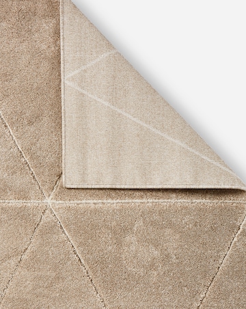 Sara Carved Triangle Rug