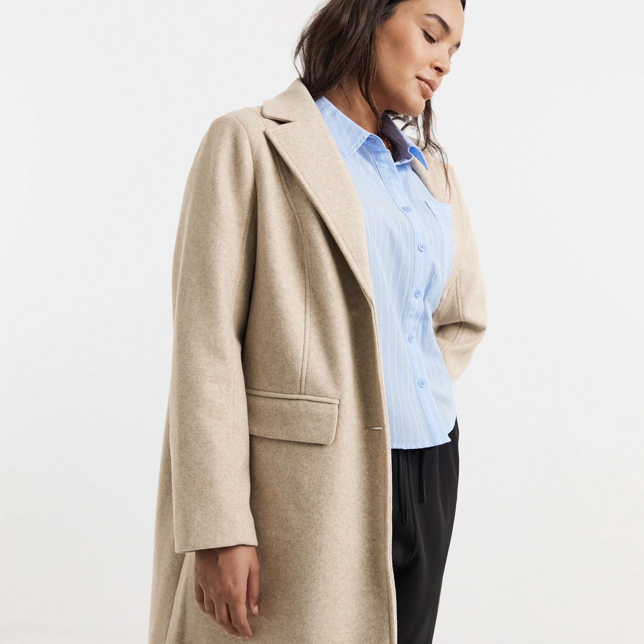 Smart coat in cream