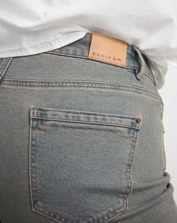 Overdye Bermuda Short