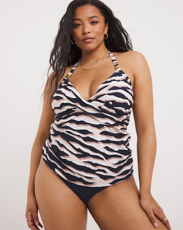 MAGISCULPT Twist Front Tankini Set