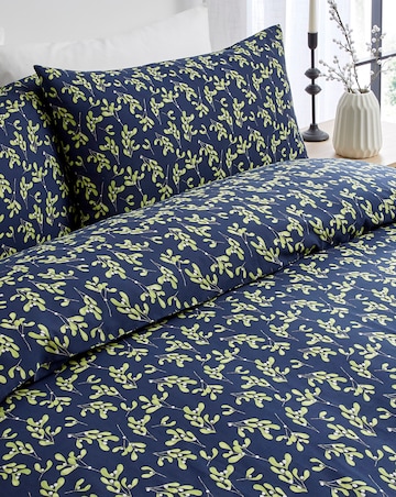 Misteltoe Duvet Cover Set