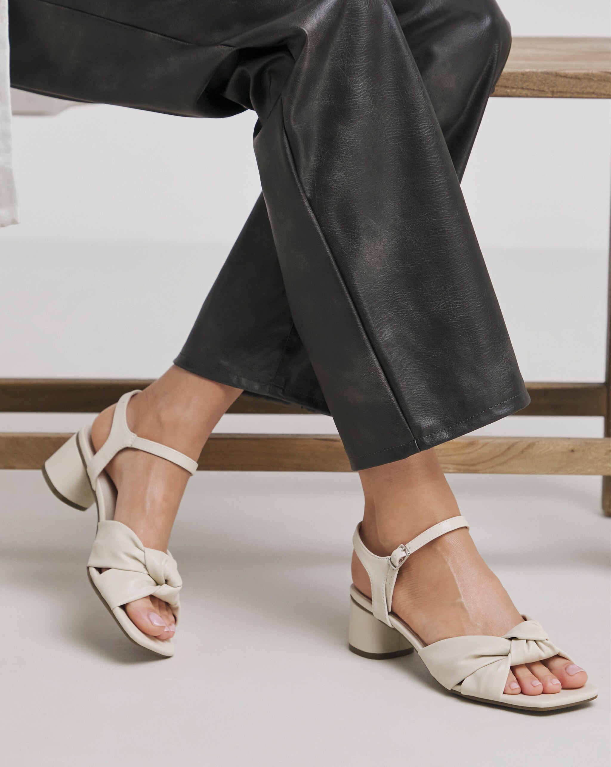 Block heel sandals in off-white