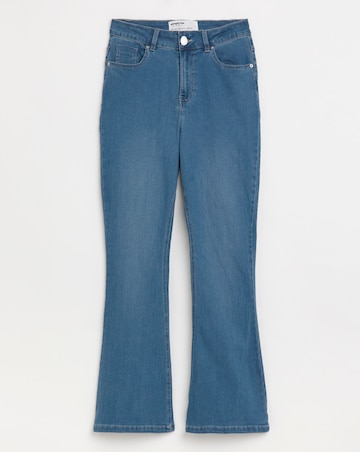 Mid Wash Highwaist Super Stretch Flared Jeans