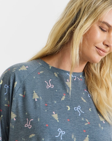 Pretty Lounge Christmas Pyjama Set