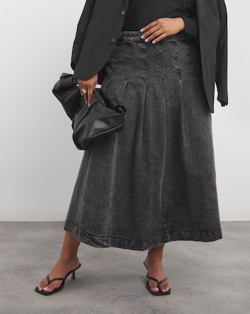 Black Maxi Denim Kilt