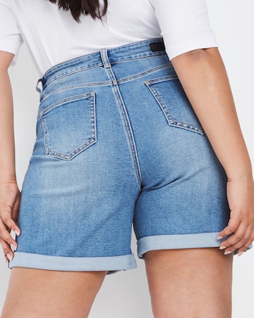 Light Stonewash Mom Shorts