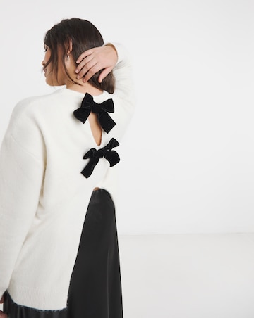 Ivory Bow Back Longline Jumper
