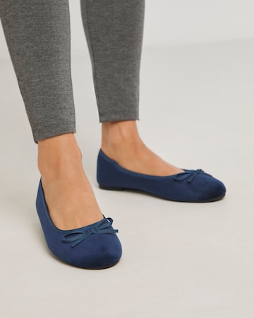 Moxie Soft Ballerina Slippers - Extra Wide Fit (EEE)