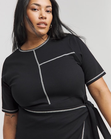 Black Short Sleeve Exposed Seam Midaxi Wrap Dress